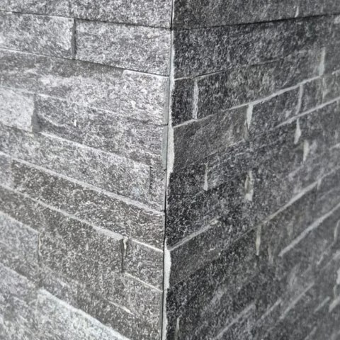 Kamień elewacyjny-dekoracyjny kwarcytowy czarny Stackstone Black 10x36x0,8-1,3 cm