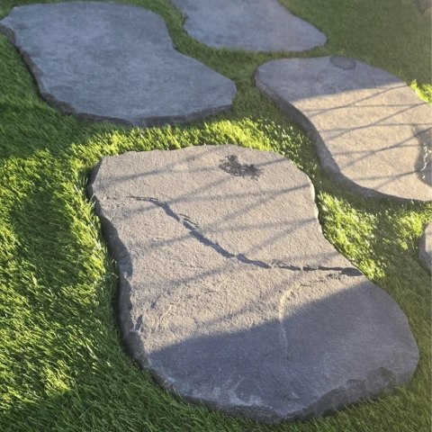 Kamień na ścieżki | Płytki ogrodowe Kadappa Black Limestone Natural t/h 40x60 2-4 cm