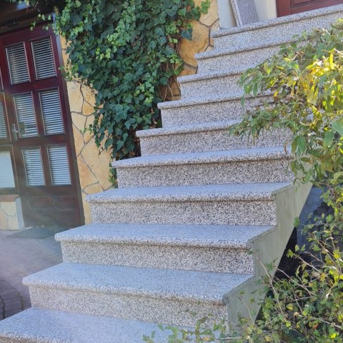 Schodek Granitowy G682 100x35x2 stopnica Bullnose | Obrzeże basenowe
