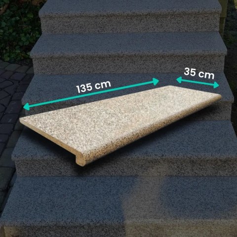 Schodek Granitowy G682 135x35x2 stopnica Bullnose