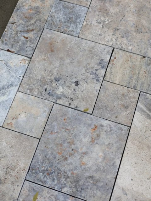 Trawertyn Ash Argent Antykowany Bębnowany 3 cm | 1kpl=0,742m2 | Komplet Rzymski