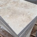 Trawertyn Ivory Classic Mix Bębnowany 61x61x3 cm