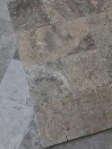 Trawertyn Silver Premium Niewypełniony Bębnowany Szlif 20,3x20,3x1,2 cm